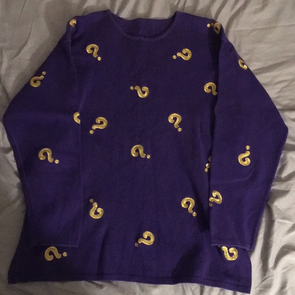 (SOLD) (5/$10) Long sleeve - Picture 3 of 3